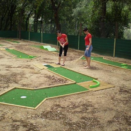 Bassegoda Park Albanya 外观 照片